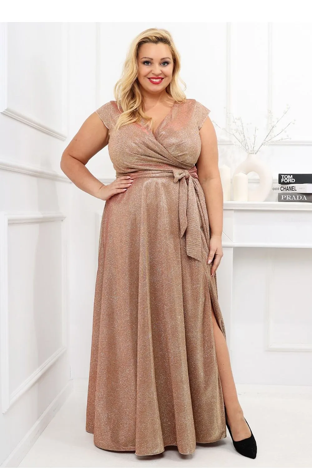 Elegant shimmering dirty pink evening dress