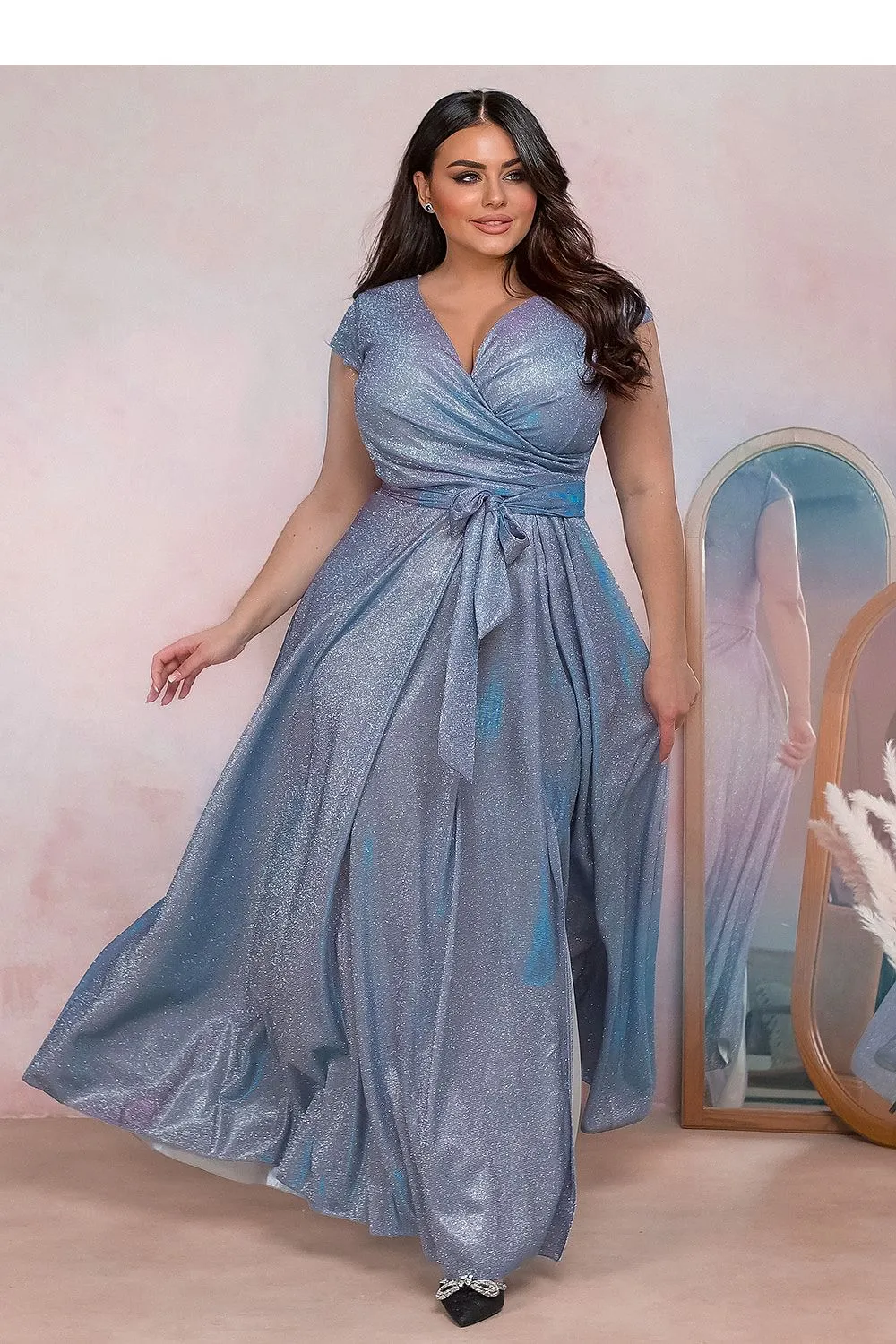 Elegant shimmering dirty pink evening dress