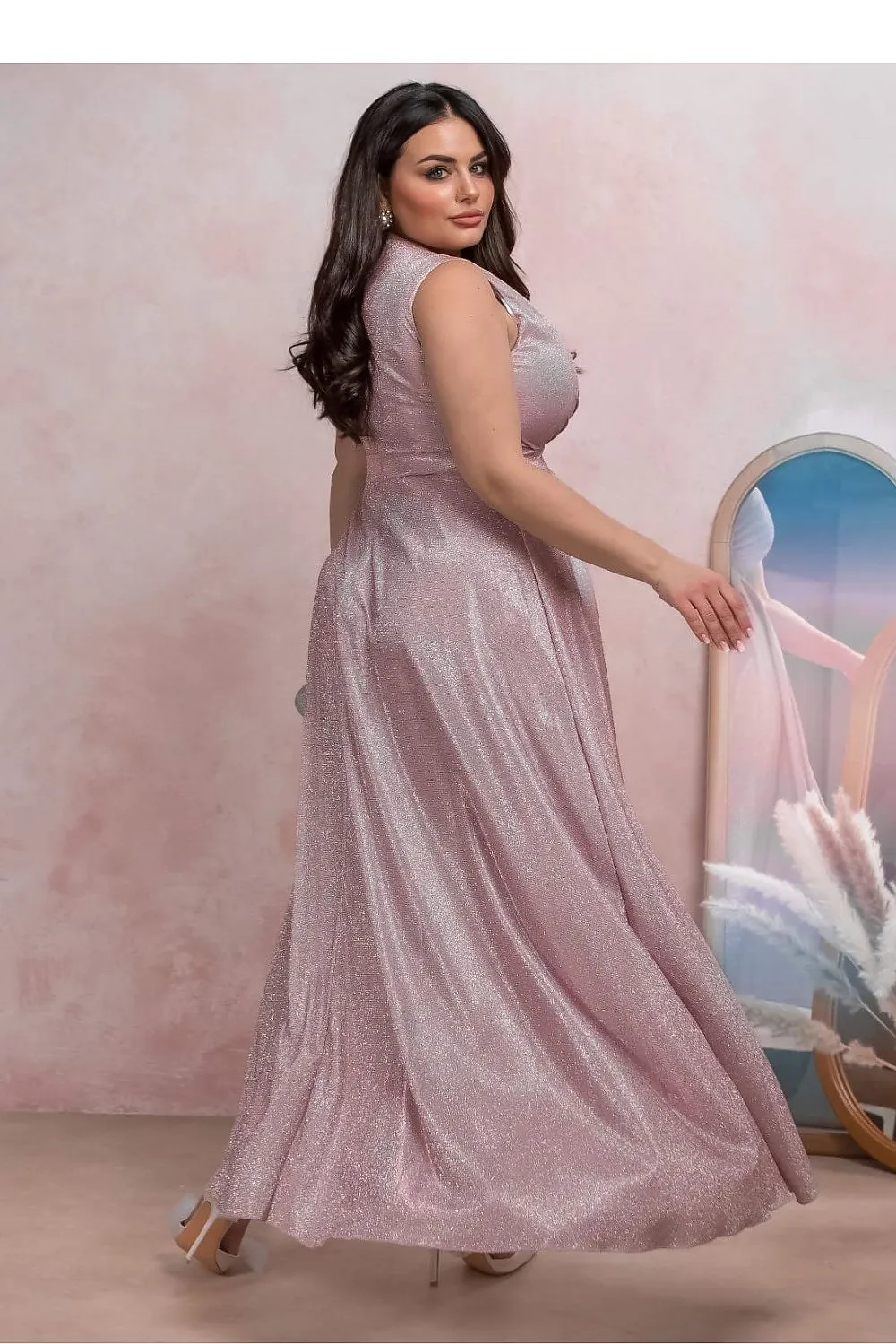 Elegant shimmering dirty pink evening dress