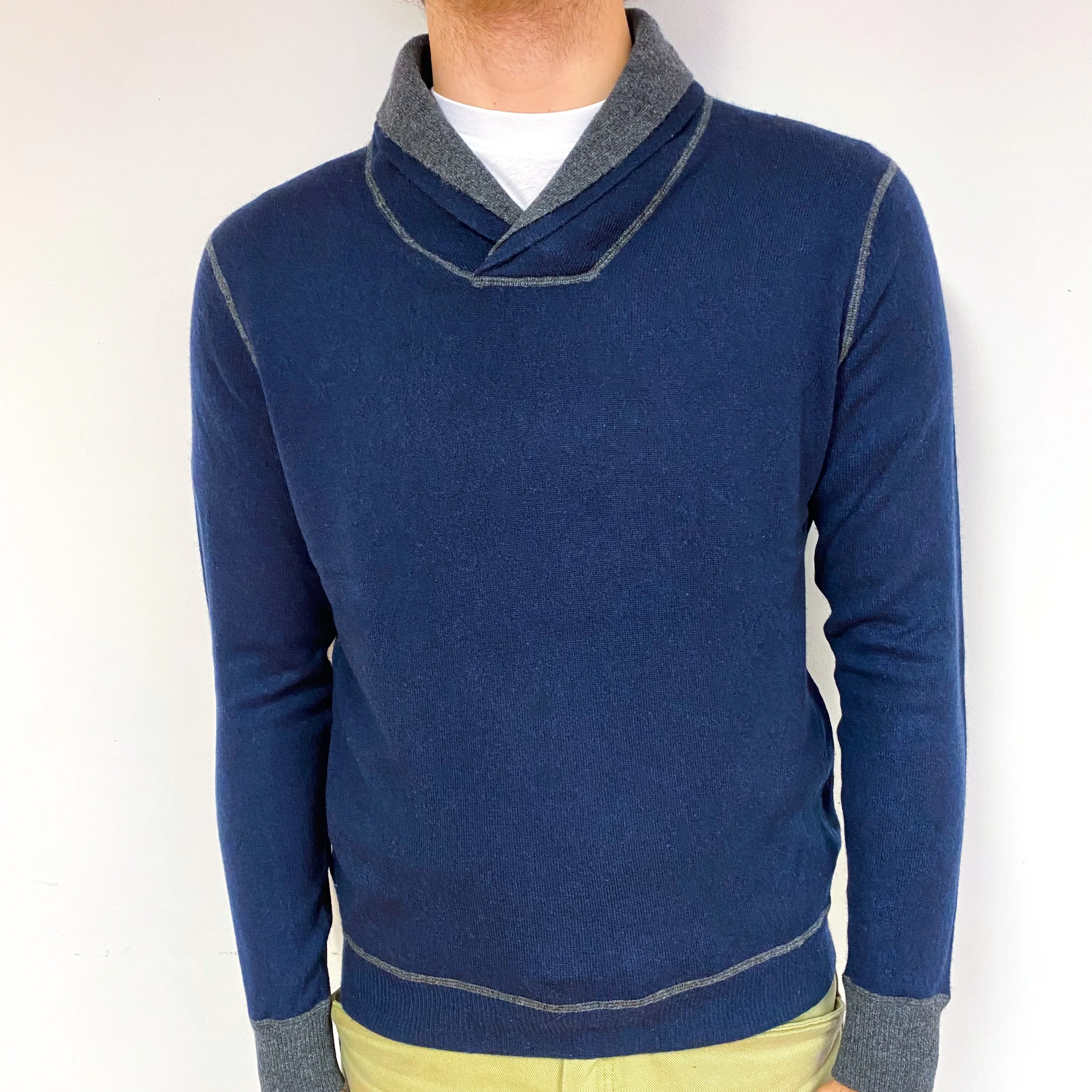 Men's Navy and Grey Cashmere Collared V-Neck Jumper Medium